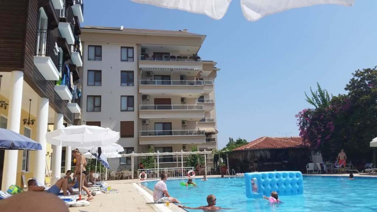 Pool Şevki Bey Hotel