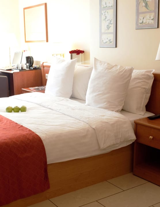 Doppelzimmer Classic  Best Western Plus Grand Hotel Victor Hugo