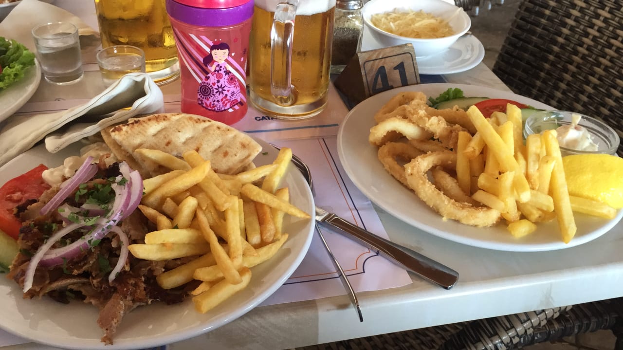 A la carte am Strand Hotel Kalithea Horizon Royal