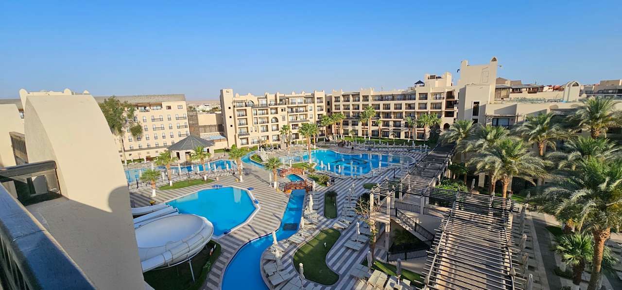 Pool Steigenberger Aqua Magic