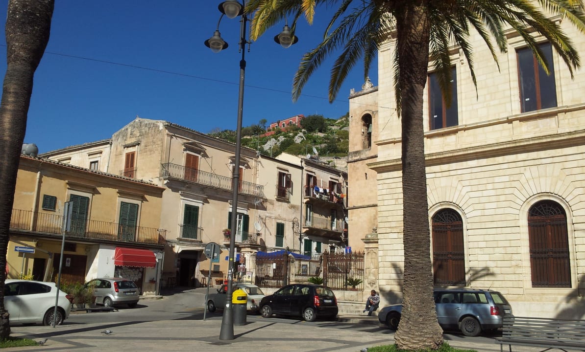 Outside Modica Old Town Rooms