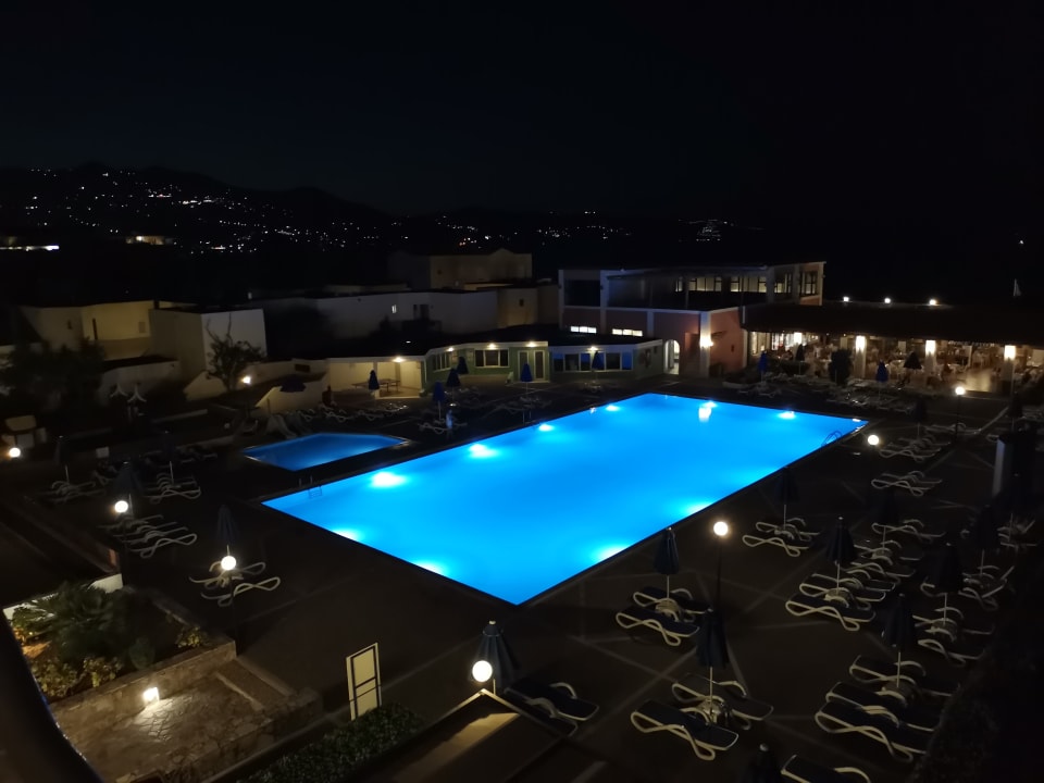 Pool Dessole Dolphin Bay Resort