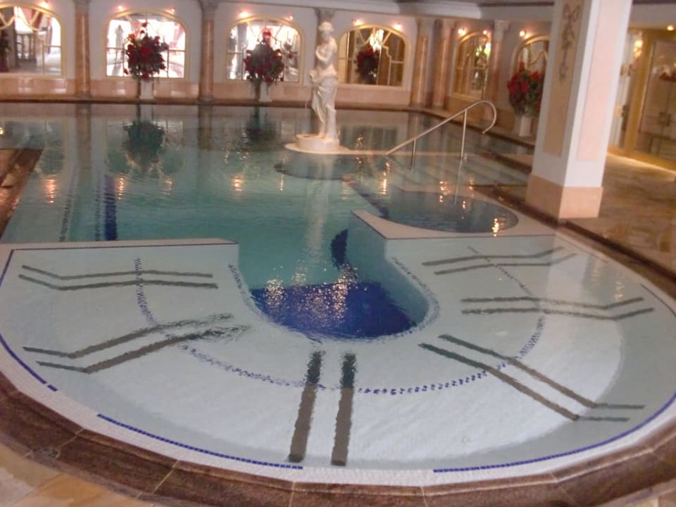 Whirlpoolliegen Falkensteiner Hotel & Spa Falkensteinerhof