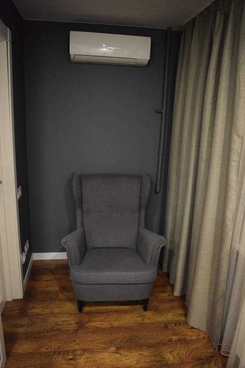 Saksahanskoho Street 7, Sessel im Wohn-Schlafbereich Partner Guest House Saksahanskogo Street