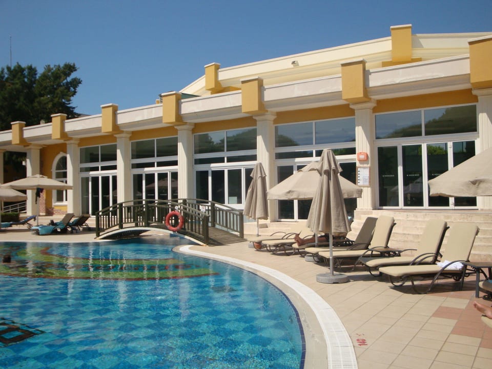 Pool ROBINSON NOBILIS