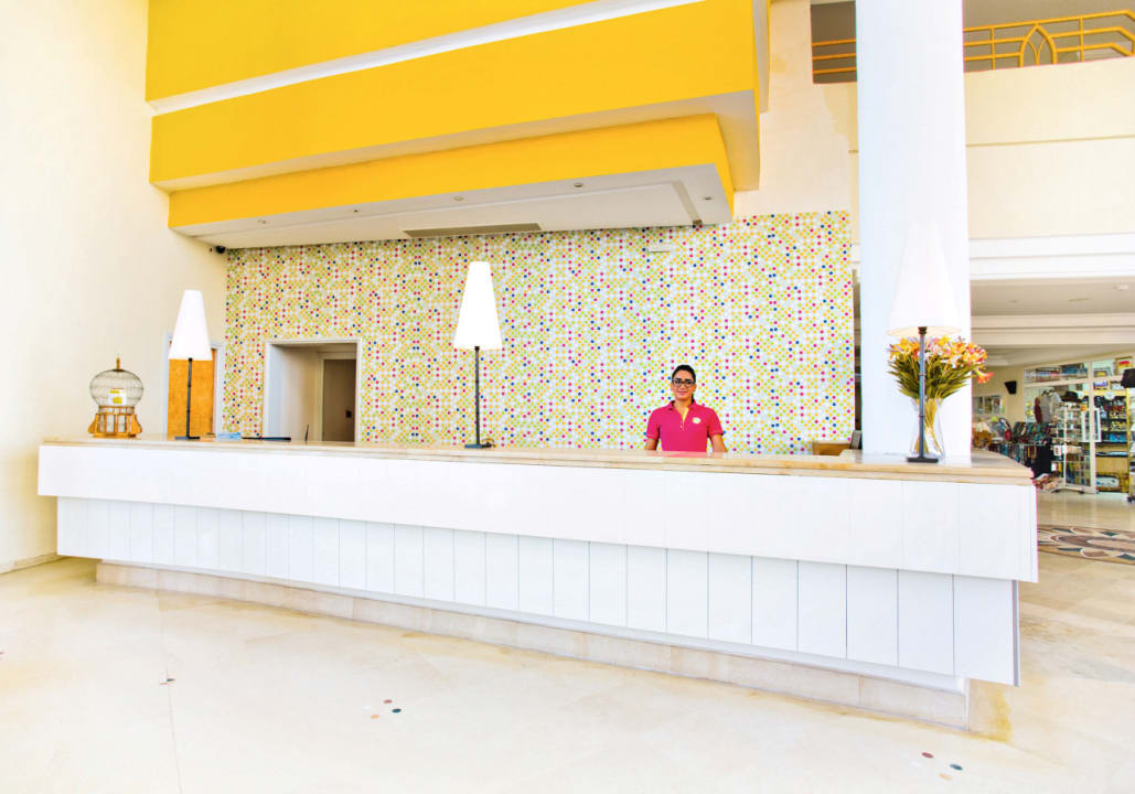 Lobby Skanes Serail Aquapark