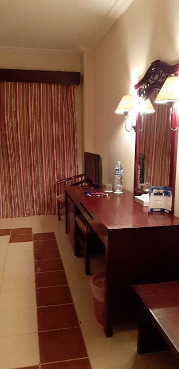 Zimmer Brayka Bay Resort