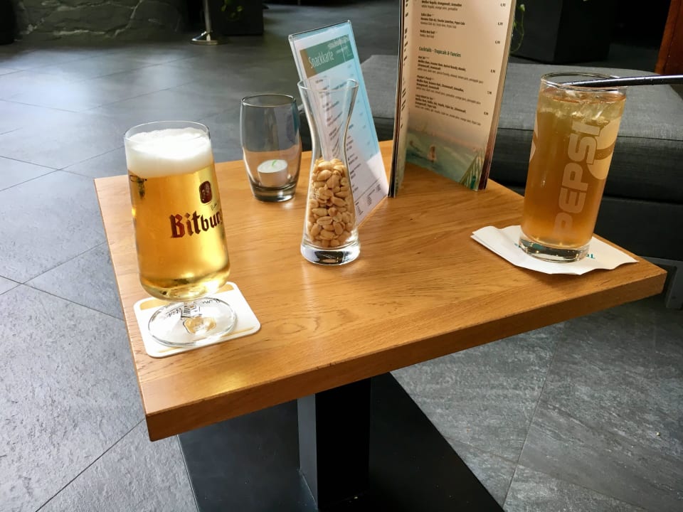 Getränke schmecken Tropical Islands Resort