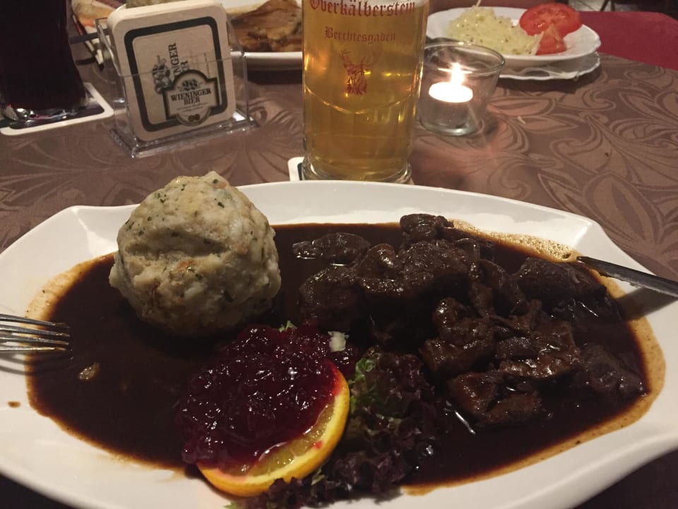 Hirschgulasch Berggasthof Oberkälberstein