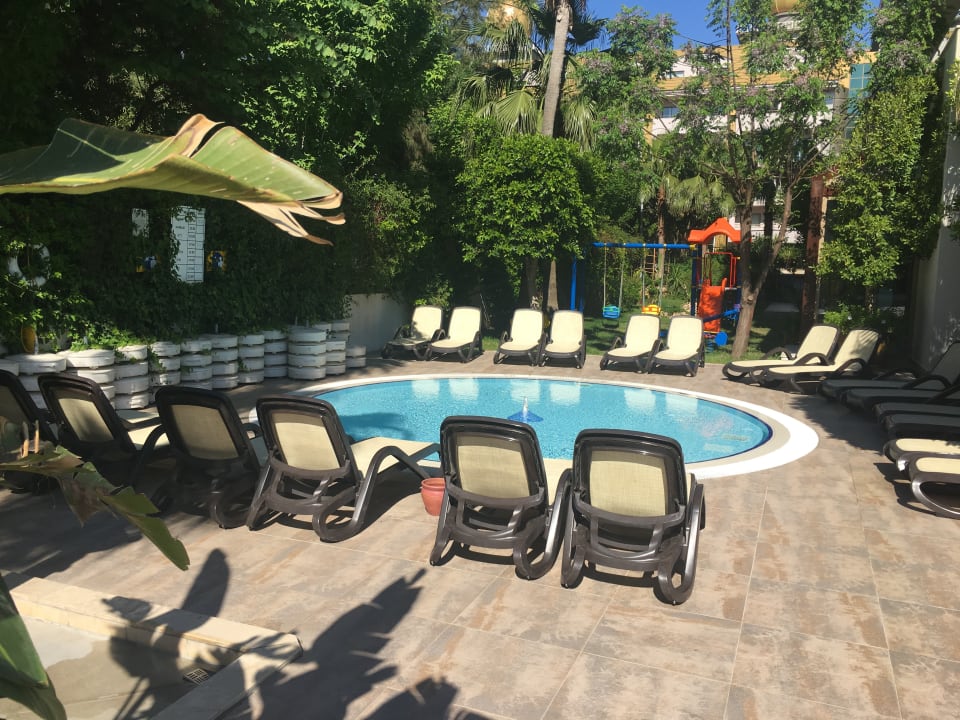 Pool Port Side Resort Hotel