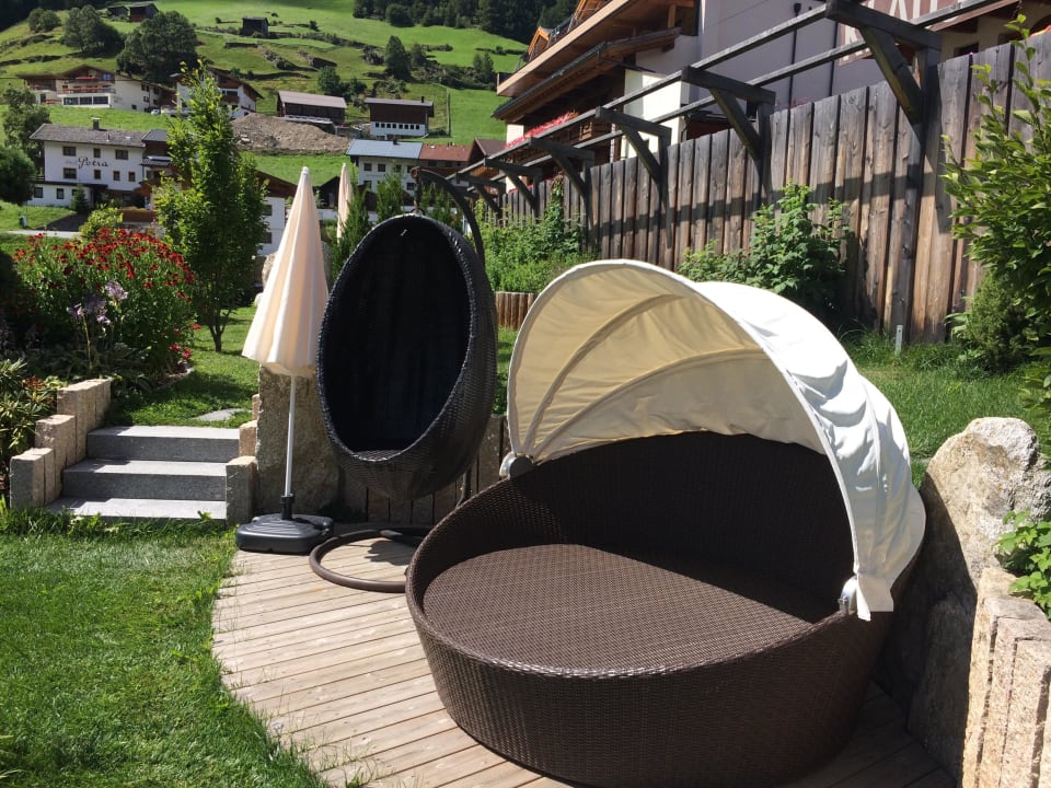 Natur Badeteich Alpengasthof Grüner