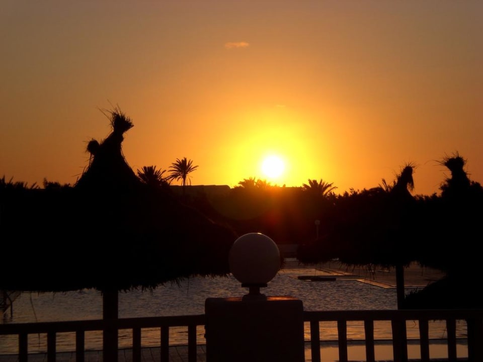Atmosphäre beim Abendessen Calimera Yati Beach