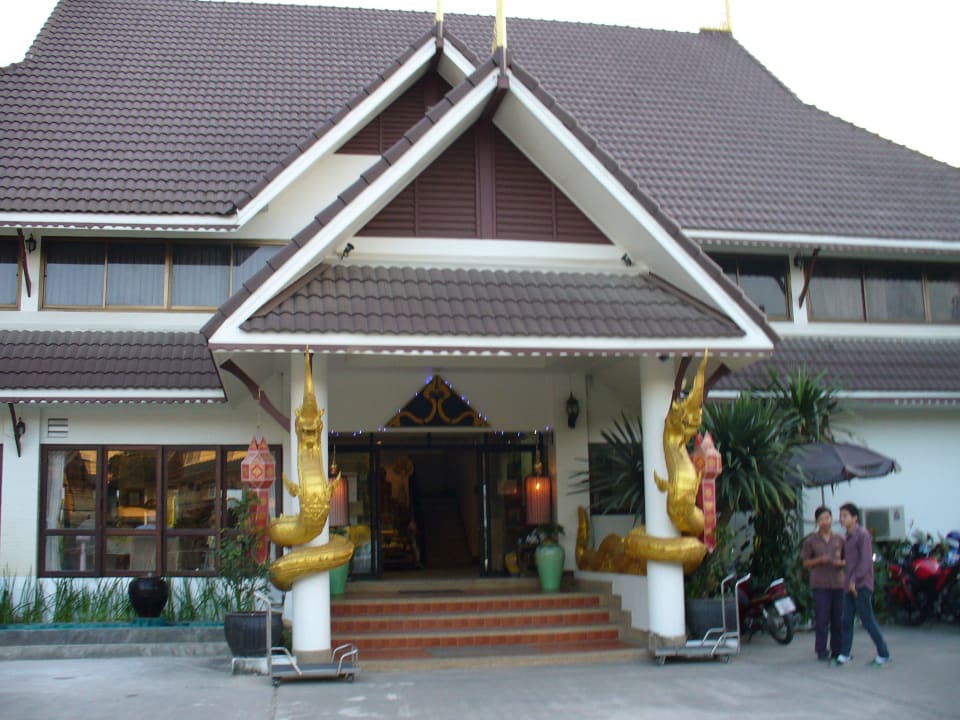 Hoteleingang Nak Nakara Hotel
