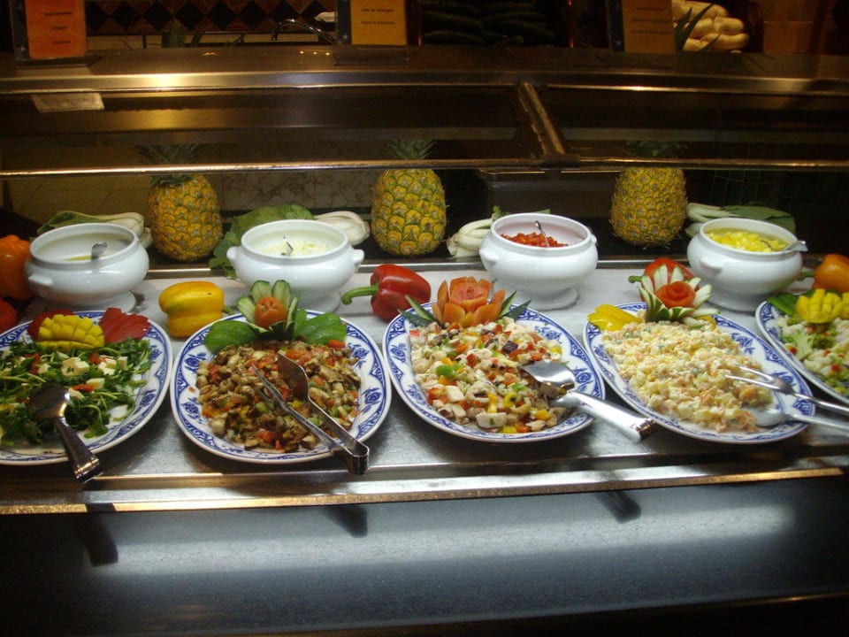 Buffet Iberostar Waves Costa Dorada