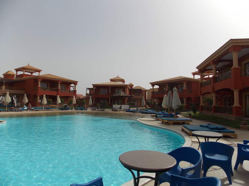 Бассейн Pickalbatros Alf Leila Wa Leila Resort - Neverland Hurghada