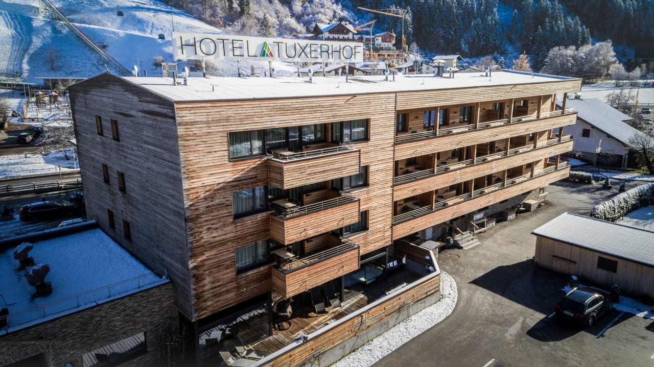 Außenansicht Aktivhotel Tuxerhof KG
