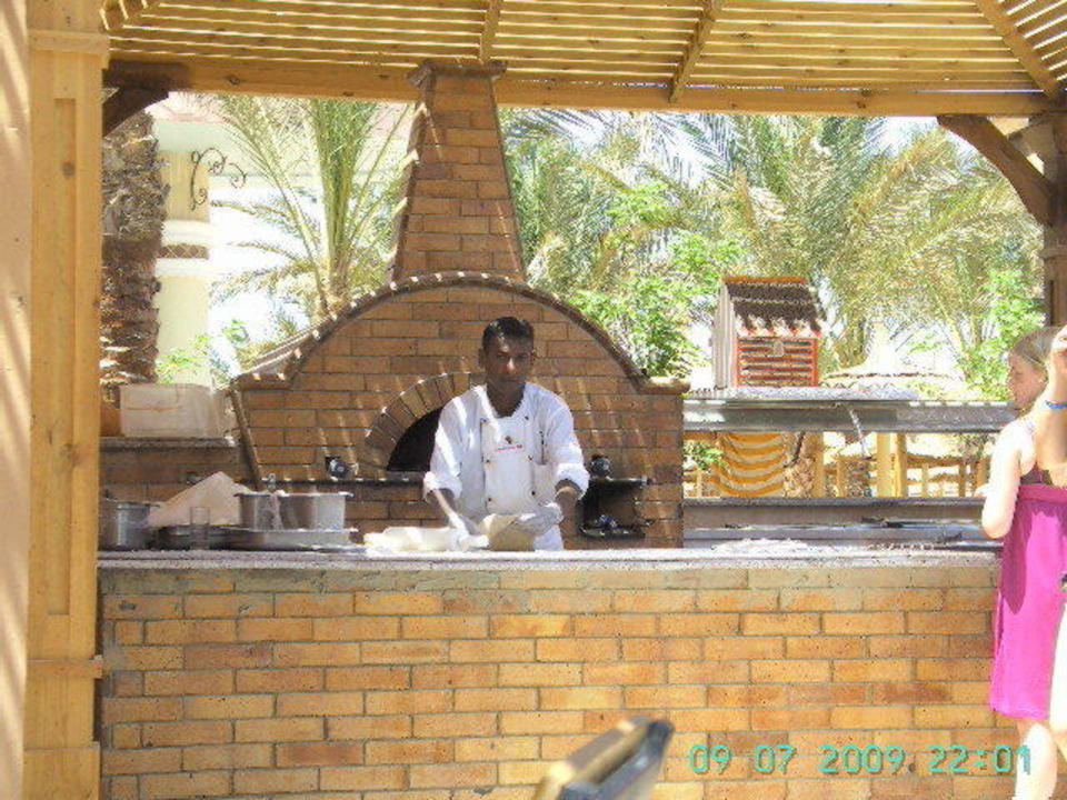 Pizza - Bäcker Beach Albatros Resort