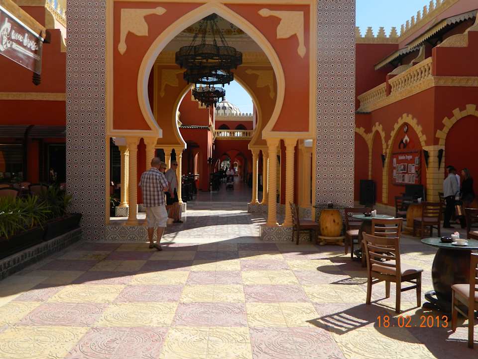 Главная улица отеля Pickalbatros Alf Leila Wa Leila Resort - Neverland Hurghada