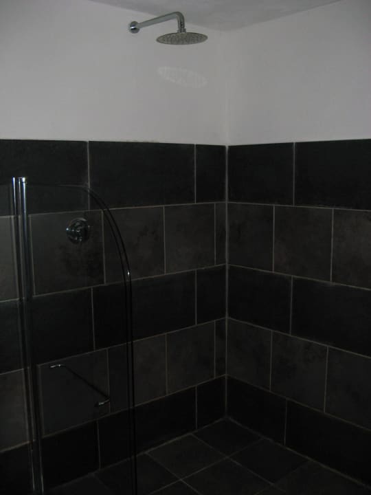 Dusche Hotel Auberge De La Poulcière