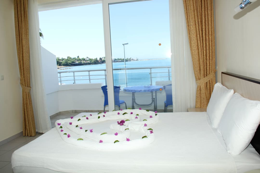 Meerblick Hotel Side Beach Club