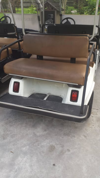 Kaputt und dreckig Constance Ephelia