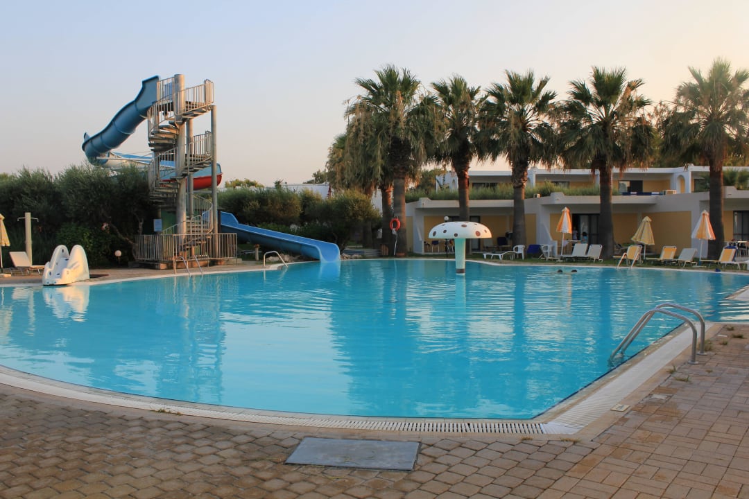 Kinderpool mit Rutsche TUI KIDS CLUB Alex Beach