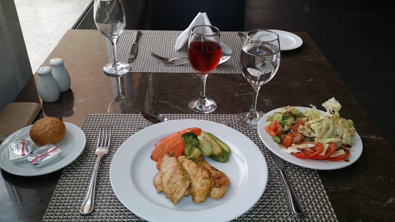 Mein Hähnchen - Steak am Mittag Novotel Marsa Alam Beach Resort
