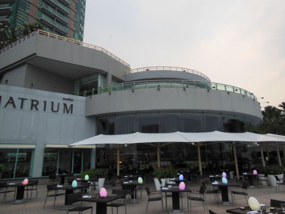 Außenterrasse Chatrium Hotel Riverside Bangkok
