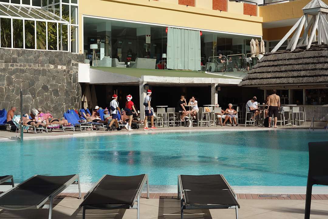 Pool allsun Hotel Lucana
