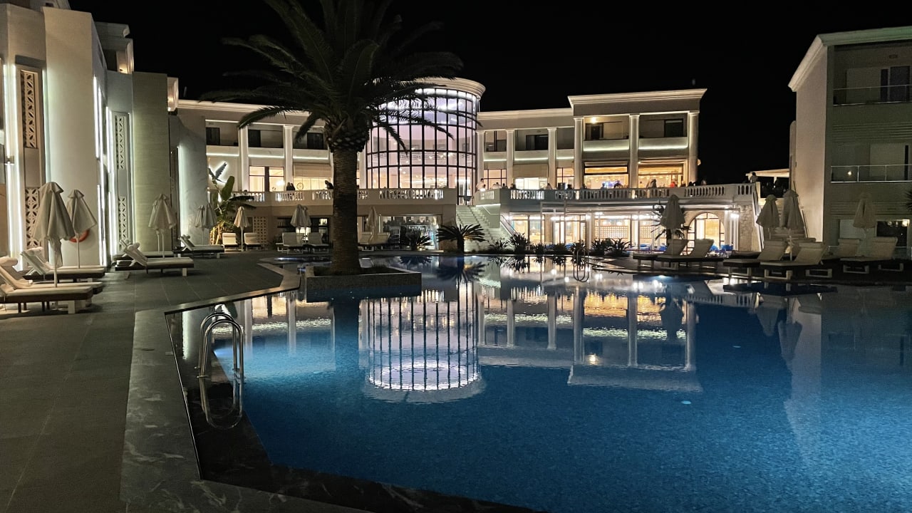 Pool Mythos Palace Resort & Spa