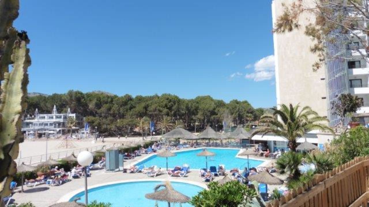 Pool Hotel Vibra Beverly Playa