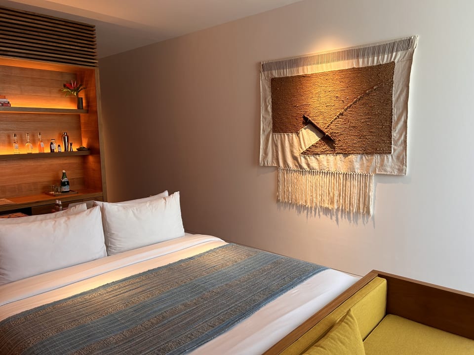 Zimmer Potato Head Suites & Studios