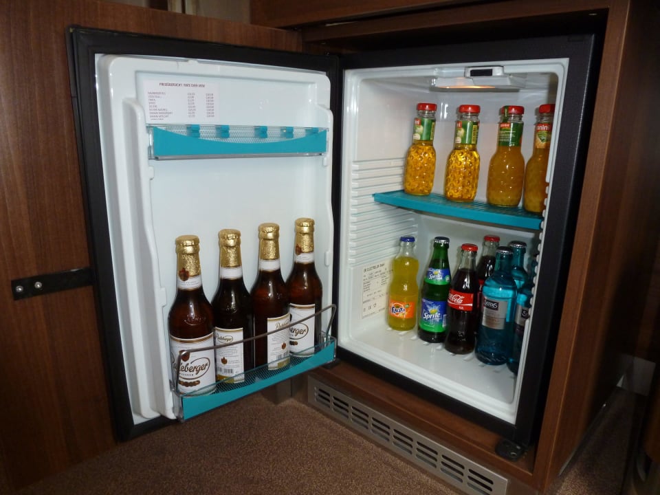 Minibar Flemings Hotel Frankfurt Main-Riverside