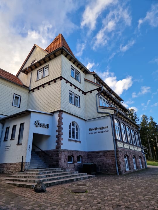 Außenansicht Hotel Spießberghaus