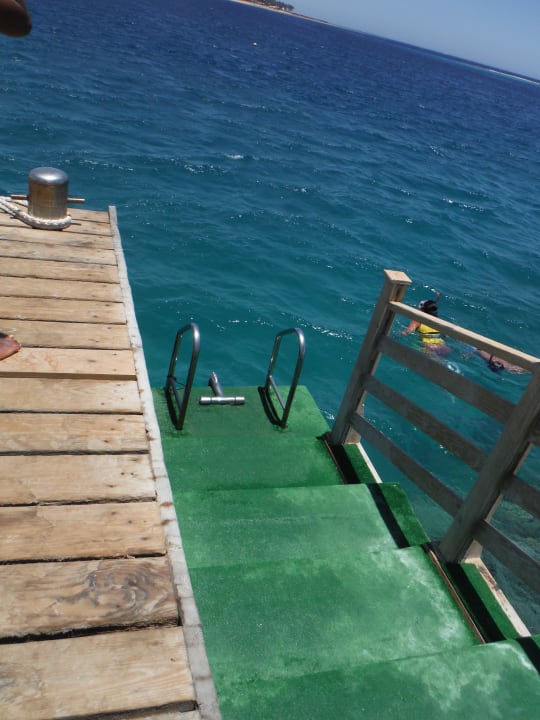 Eingang zum Riff Rechts Cleopatra Luxury Resort Makadi Bay