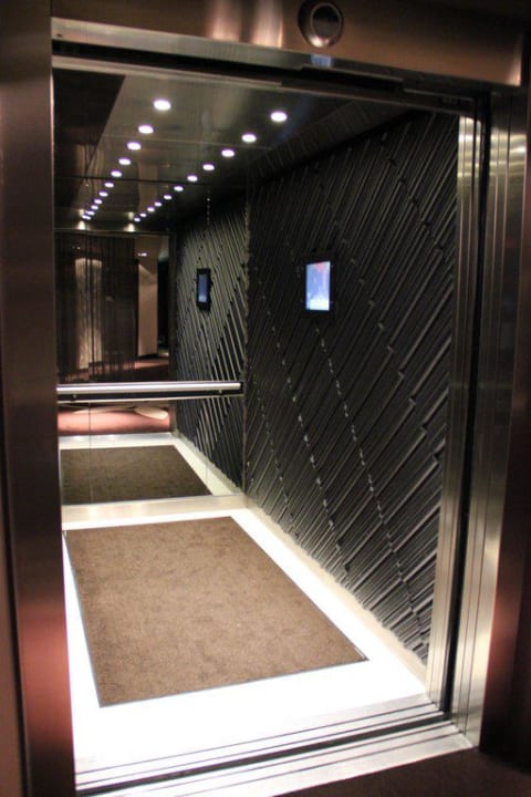 Lift Hotel Tallink Riga