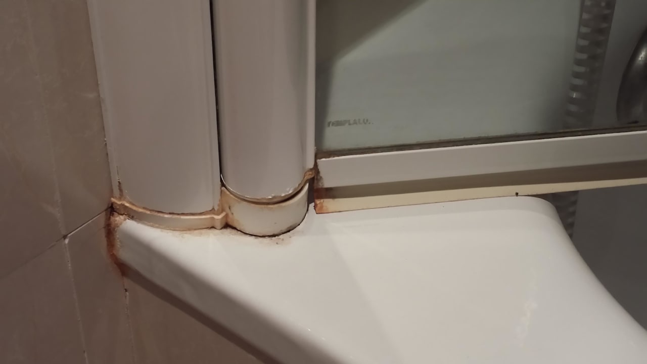 Duschkabine Hotel Exe Vienna