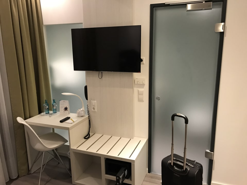 Zimmer Super 8 by Wyndham Munich City West