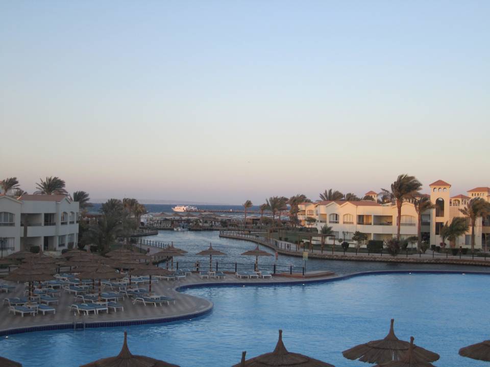 Sunset Bar mit traumhafter Aussicht Pickalbatros Dana Beach Resort - Hurghada