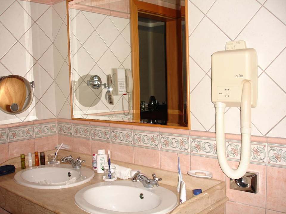 Badezimmer Grand Hotel Gozo