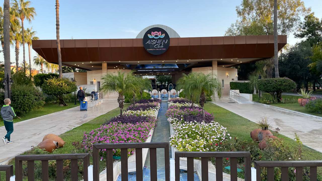 Außenansicht Kamelya Aishen Club