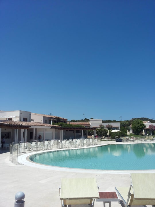 Salzwasserpool im Hotel Grande Baia Resort & Spa