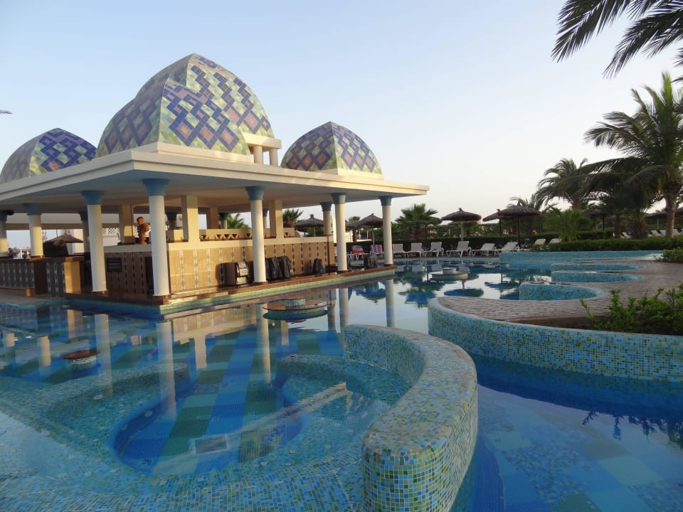 Poolbar Praia Hotel Riu Karamboa