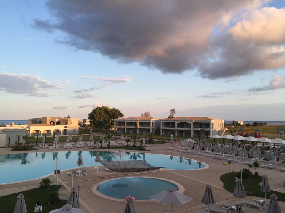 Hauptpool TUI BLUE Lagoon Princess