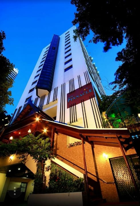 Außenansicht Pinnacle Lumpinee Park Hotel