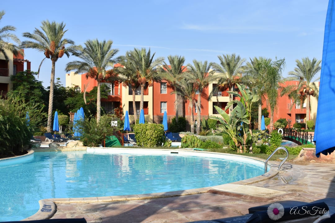 Pool SUNRISE Cardina Resort