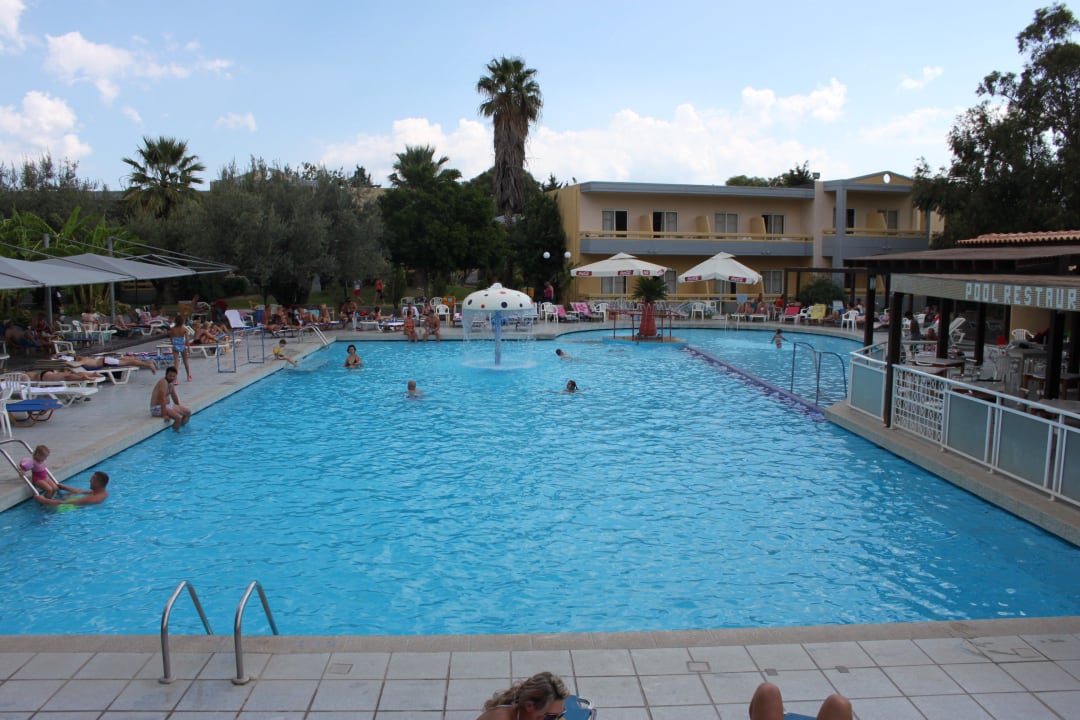 Basen Hotel Golden Odyssey