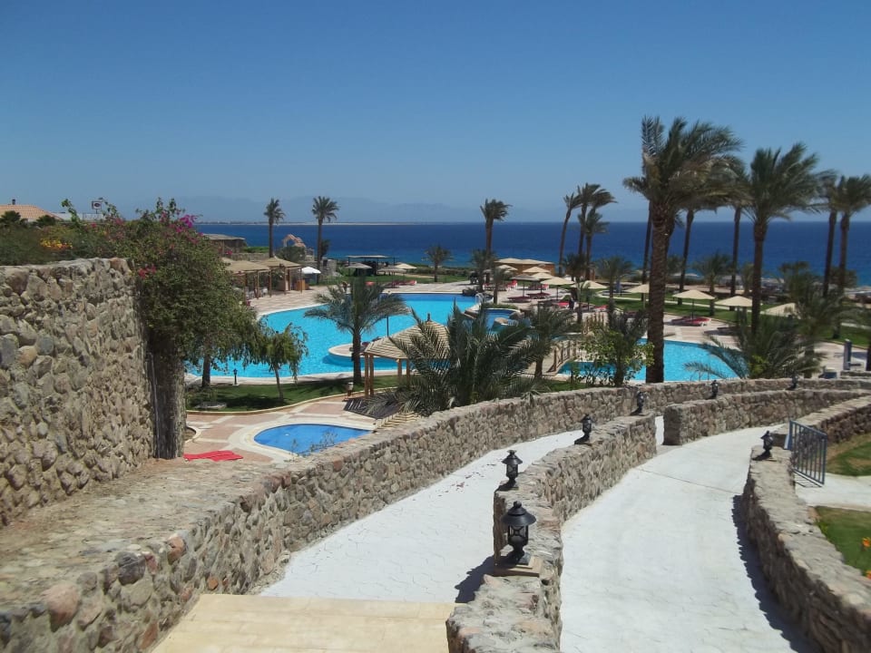 Weg vom Zimmer zum Strand/Pool Ecotel Dahab Bay View Resort