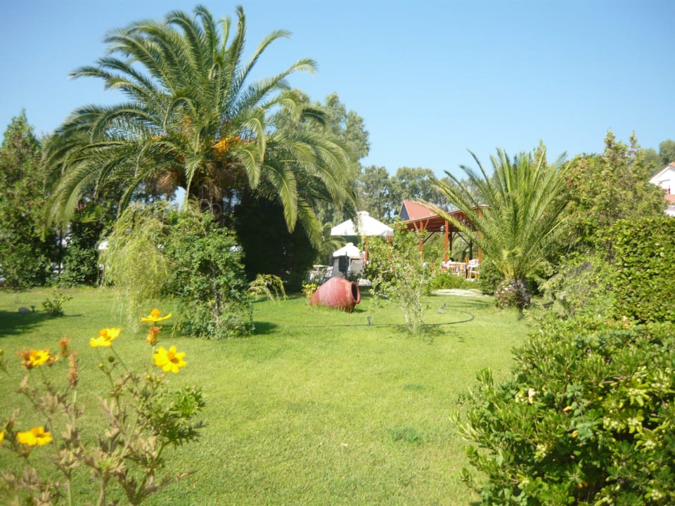 Der schöne Garten Pasiphae Hotel