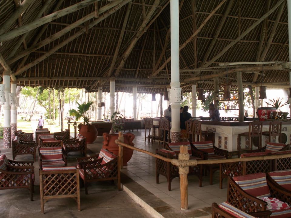 Bar przy basenie Neptune Village Beach Resort & Spa